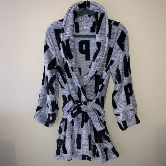 PINK Victoria's Secret Other - EUC Victoria’s Secret PINK plush robe